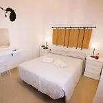 ホームステイ Cotton House